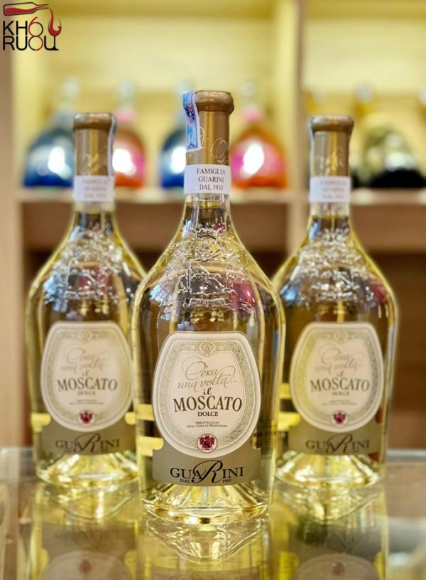 Rượu vang Moscato Provincia Di Pavia