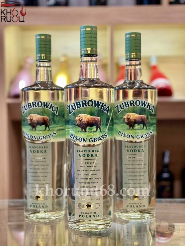 Vodka Cỏ Ba Lan ZUBROWKA BISON GRASS 1L
